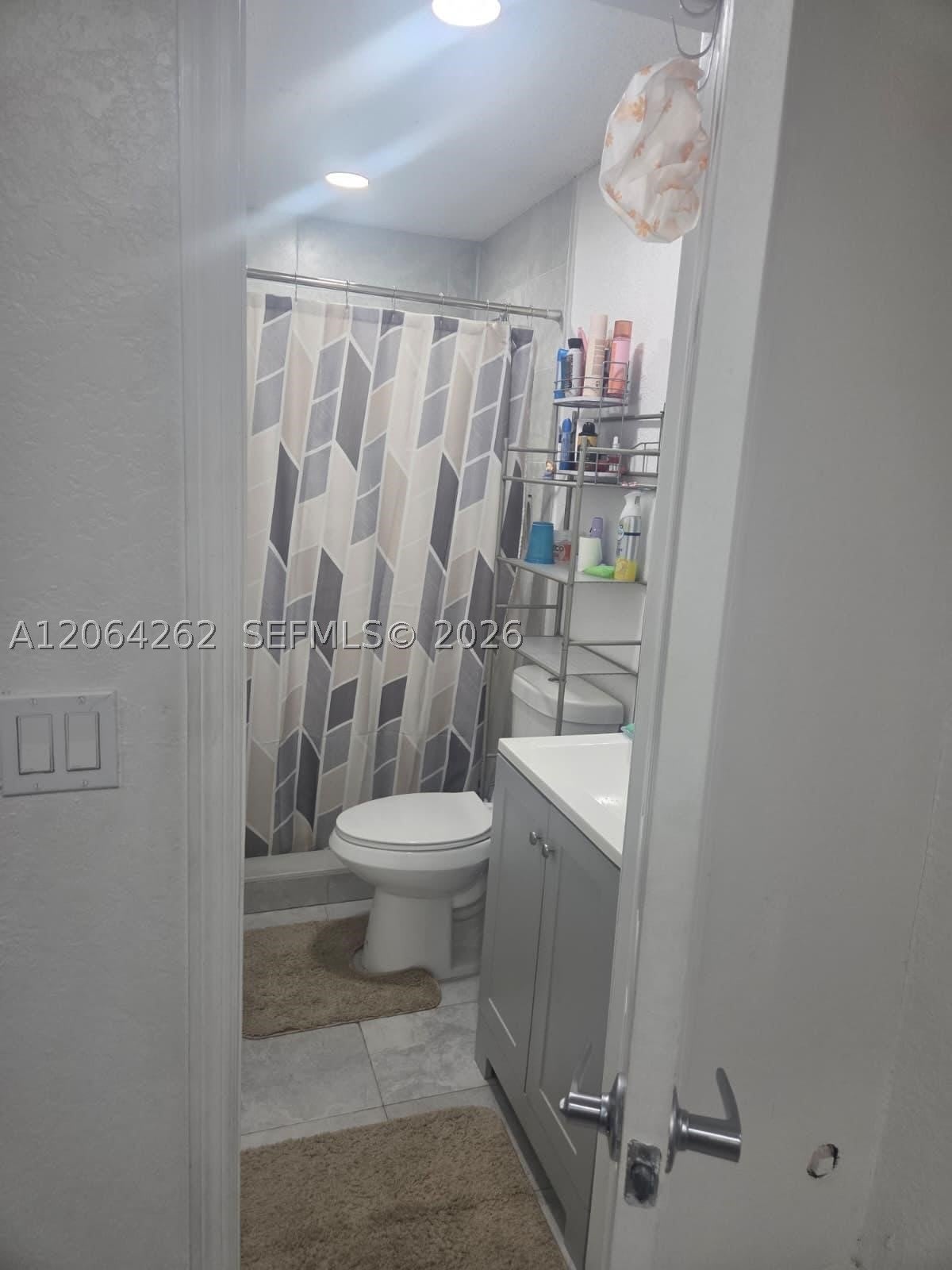 1235 SW 136th Pl – photo 3