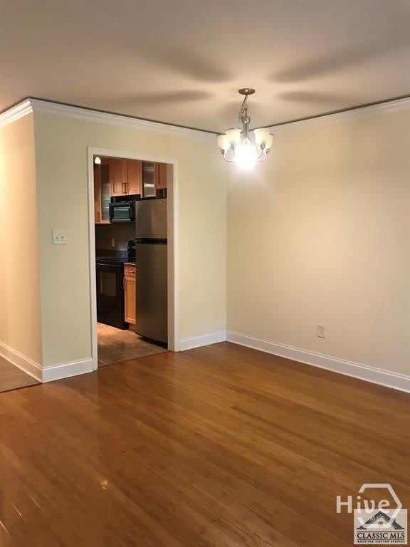 1055 Baxter Street – photo 5