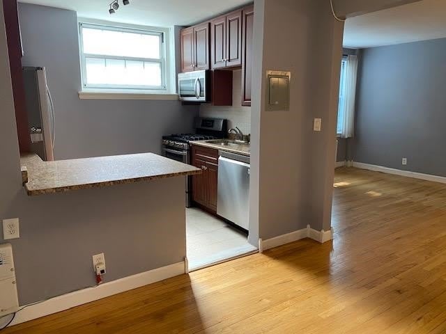 8550 BLVD E – photo 2