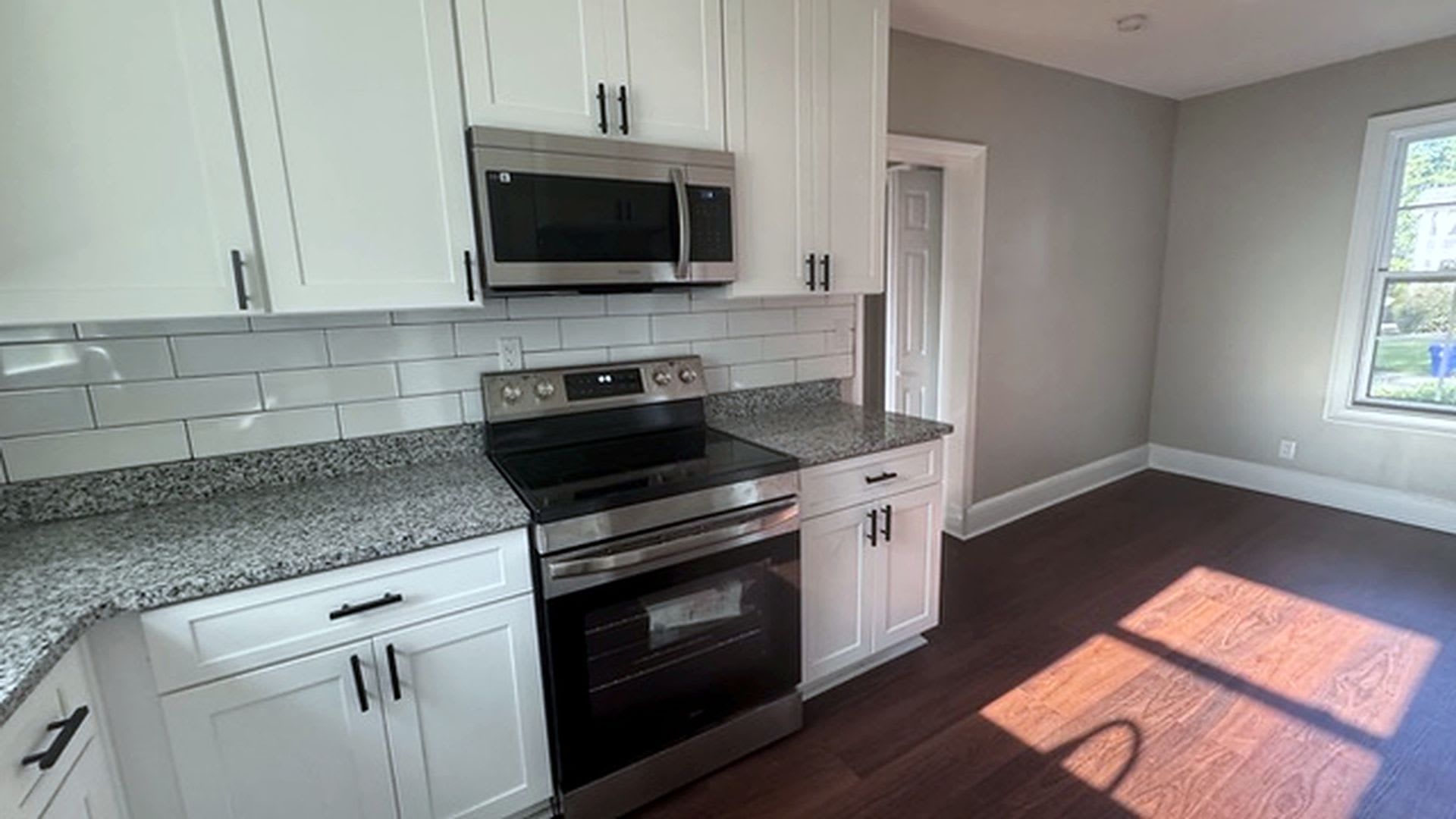 4 bed 2 bath in Decatur! – photo 2
