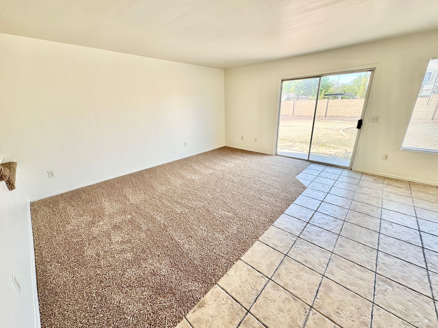 Beautiful 5 Bed + Loft, 2.5 Bath Two Story Level Home In Avondale! Large Backyard – photo 5