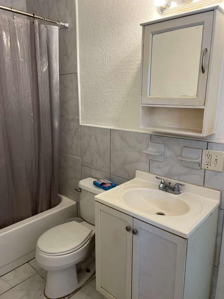 700 NW 3rd Avenue – photo 4