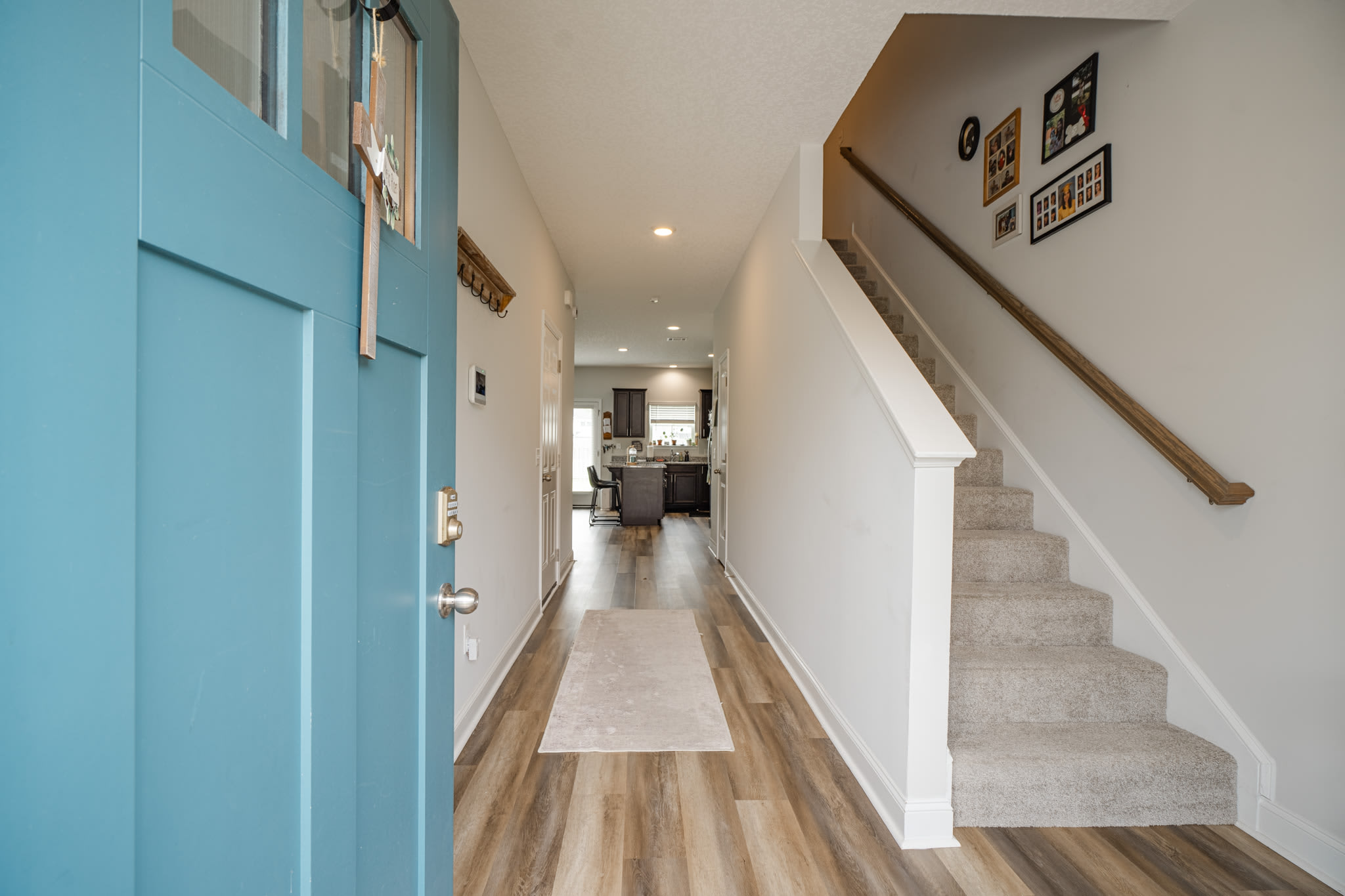 890 Grayson Ave – photo 4