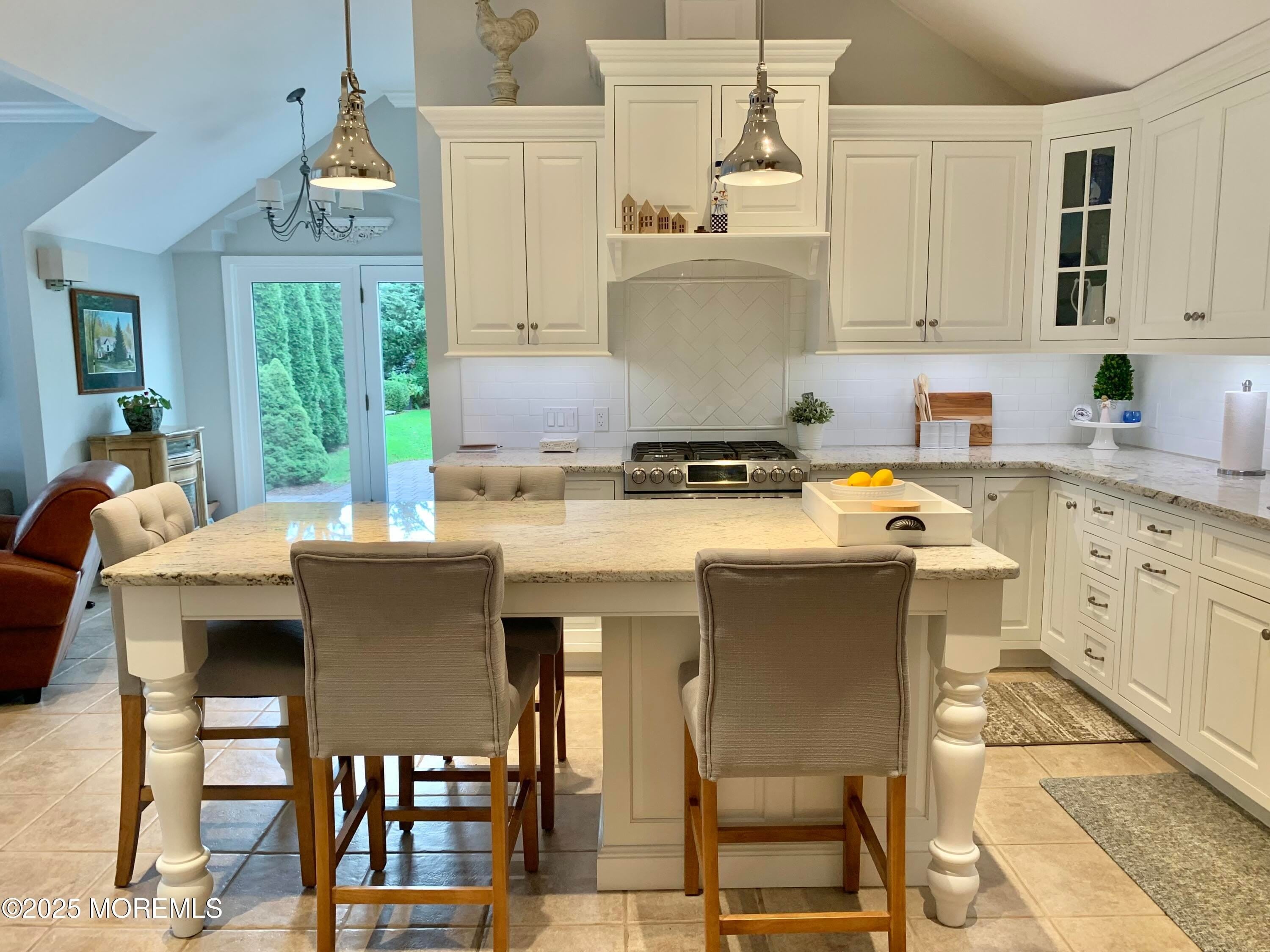 205 7th Avenue – photo 1