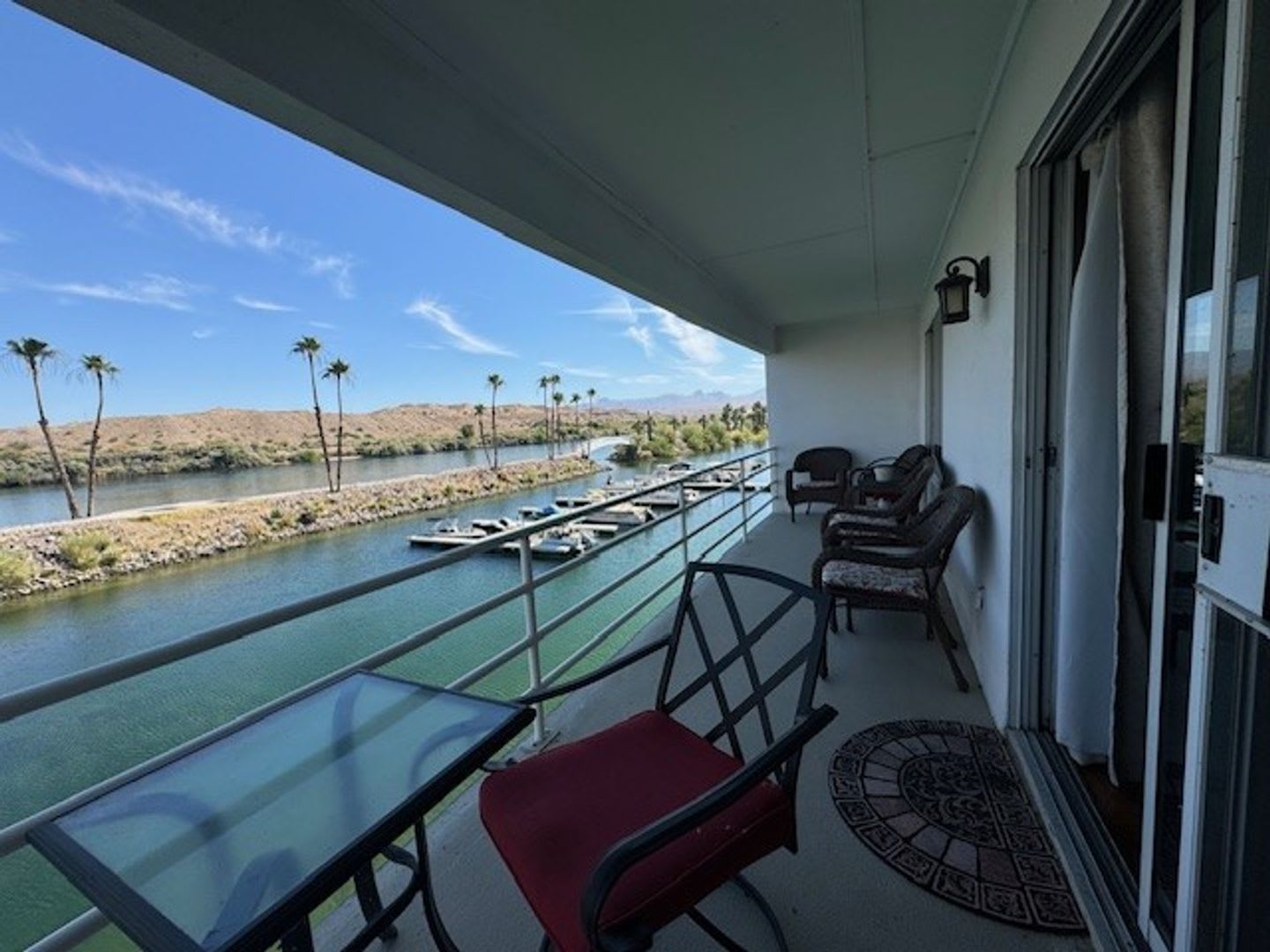 Riverfront 2Br 2Ba Furnished Condo On Ground Level W Garage And Utilities Included Avail 4 1 26 – photo 5
