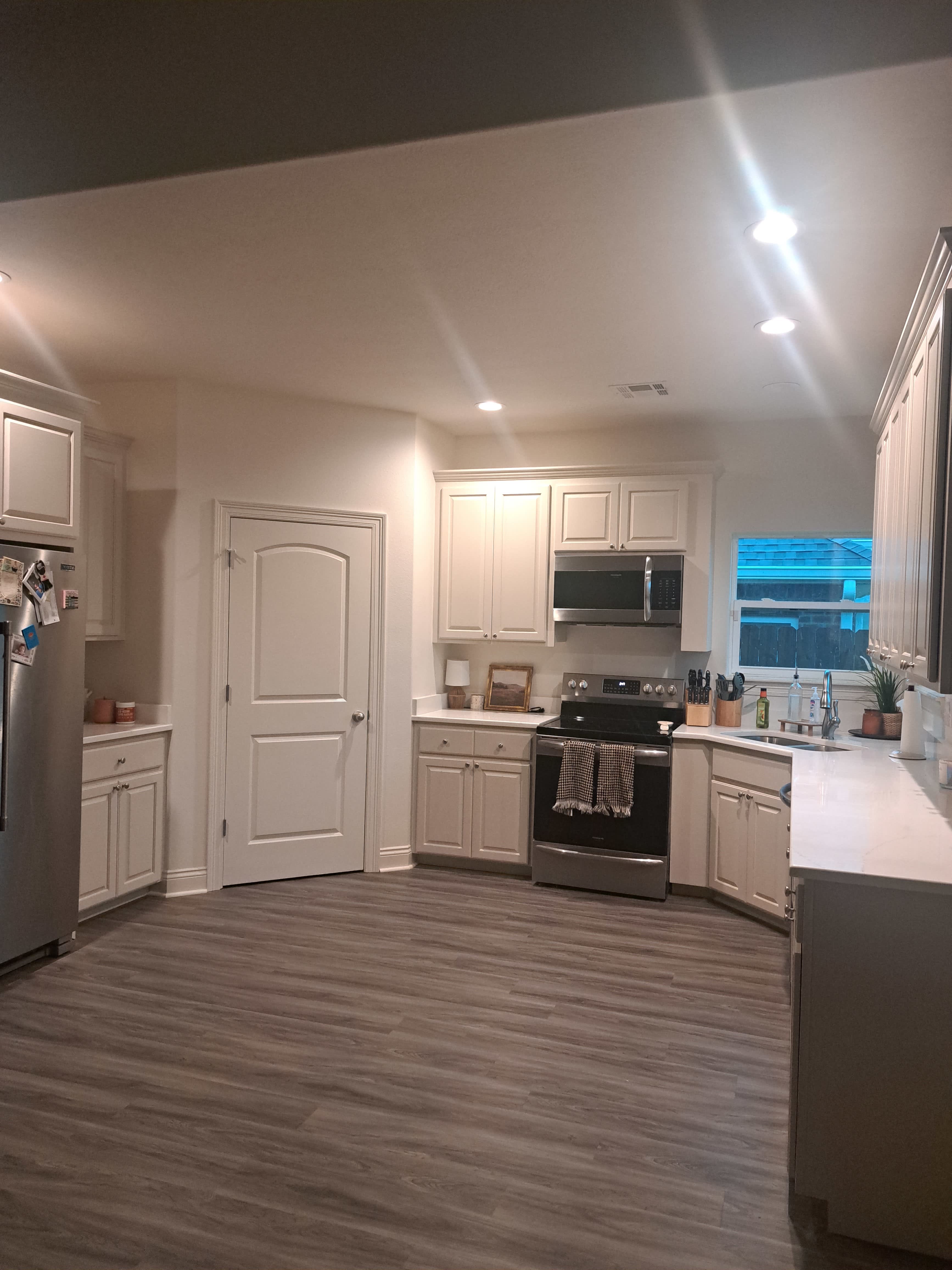 308 Evan Drive – photo 3