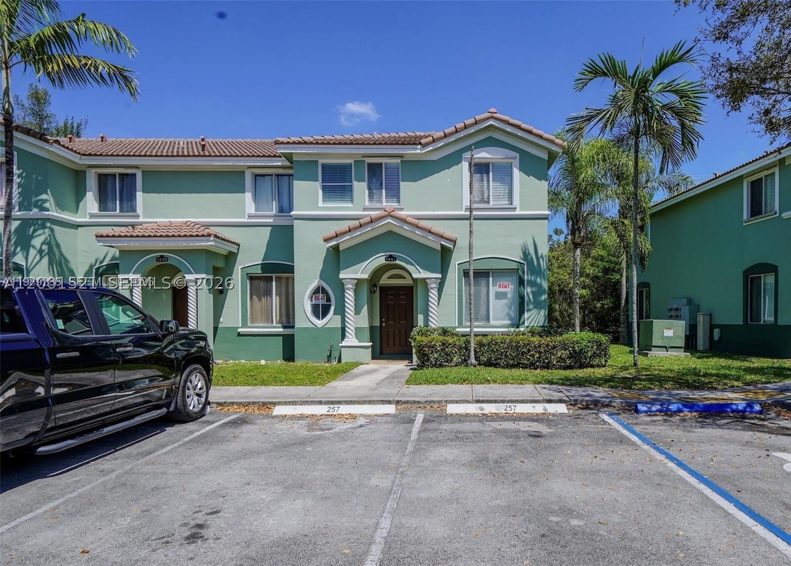 1441 SE 24th Ct – photo 1