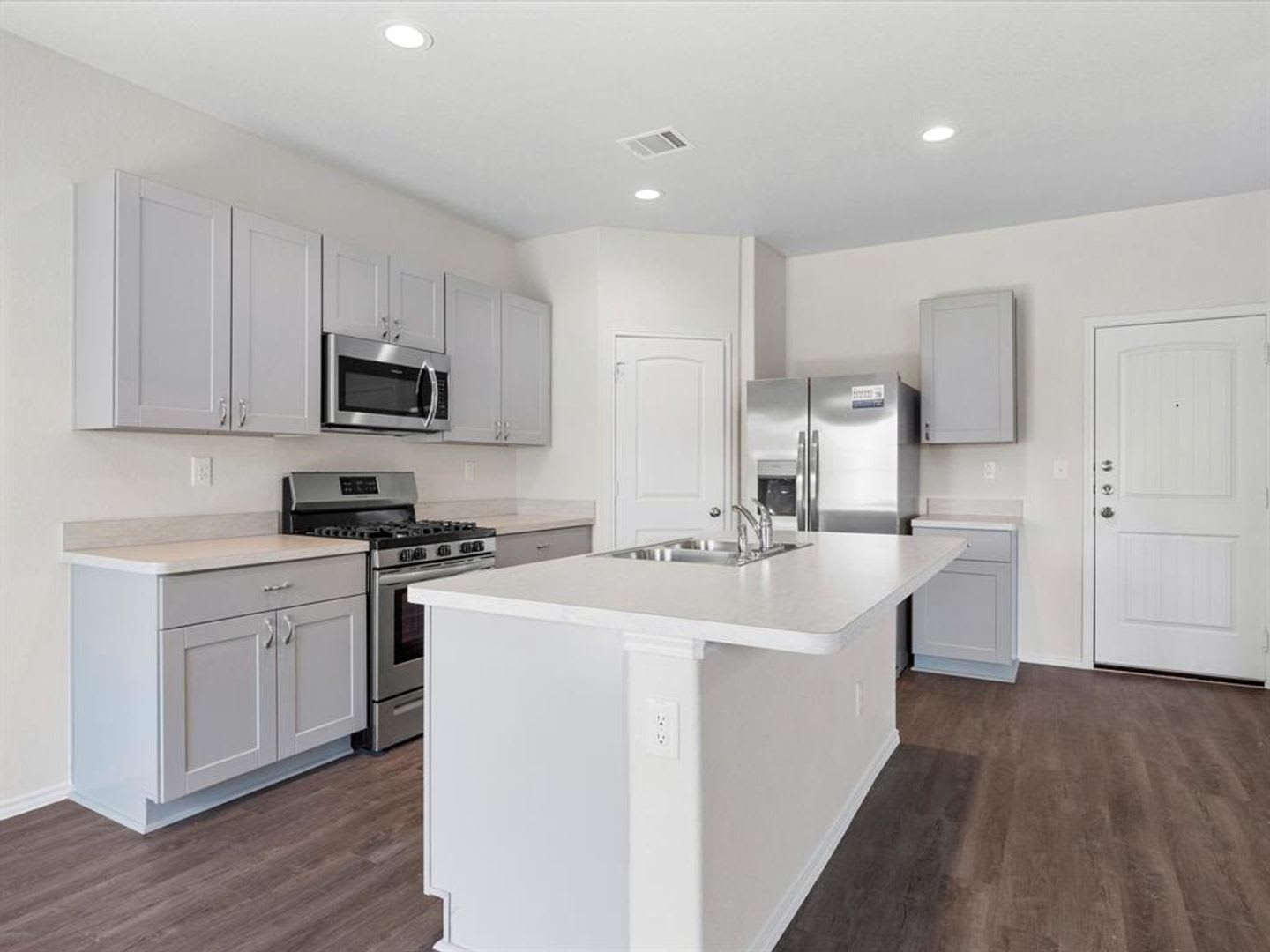 Pre Leasing Now Secure Your 3 Bedroom 2 5 Bathroom Home In Magnolia Springs With Fenced In Backyard – photo 5