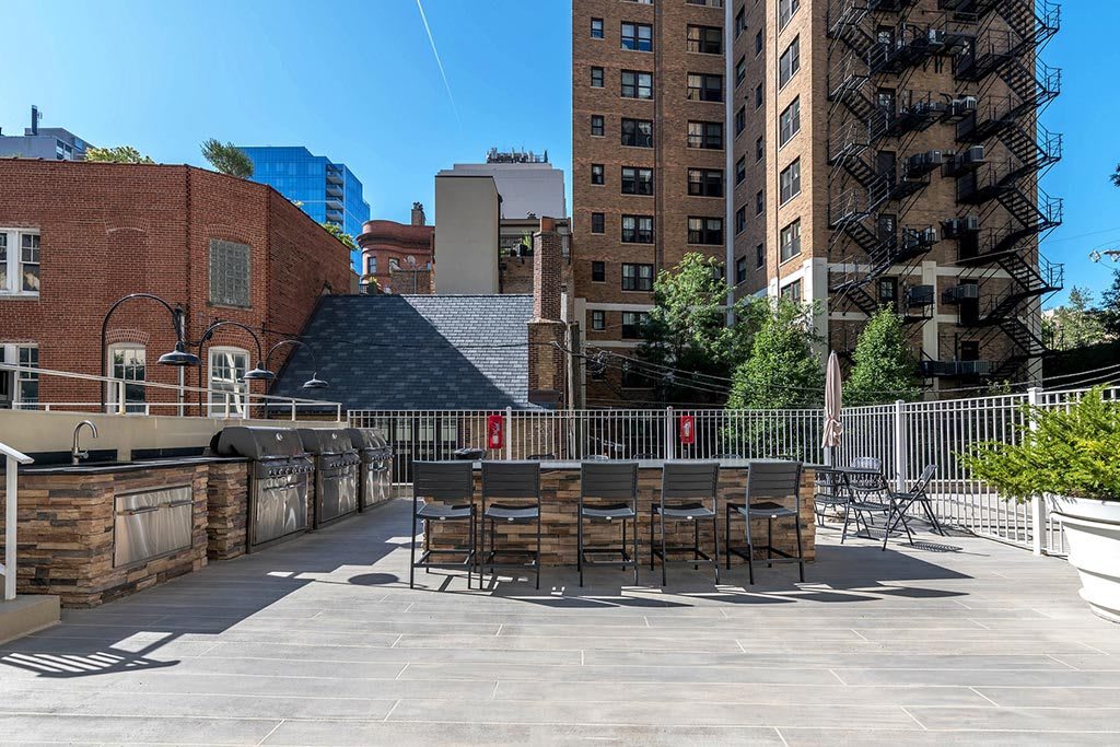 65 East Scott Street Building – photo 4