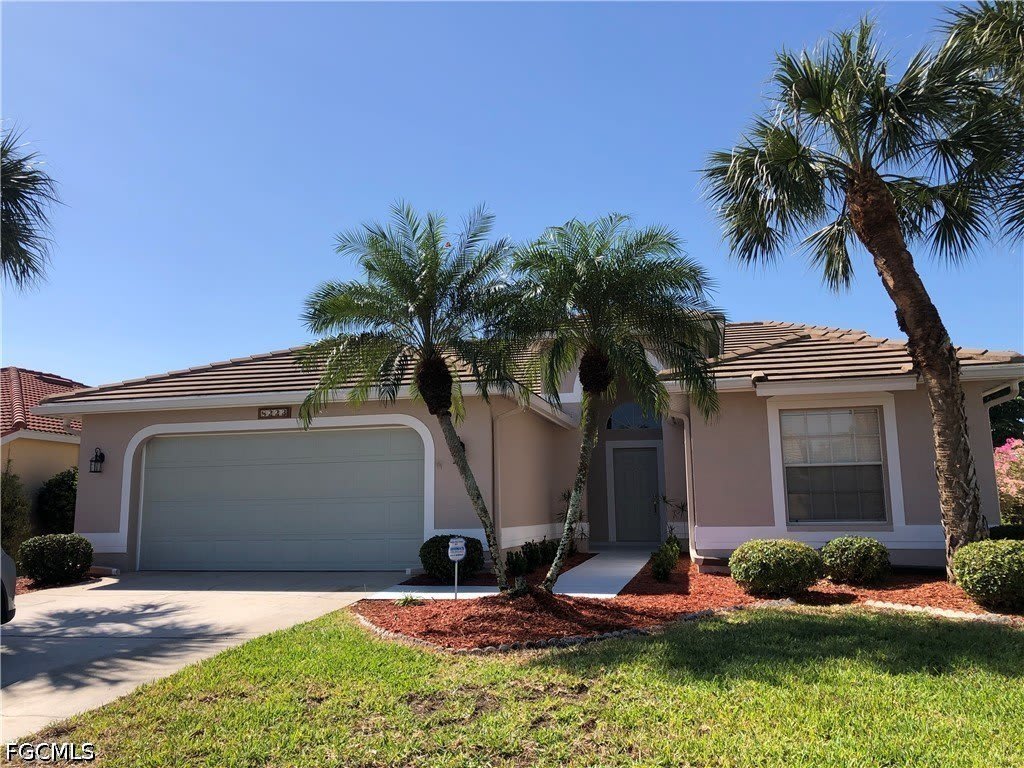 8223 Breton Circle – photo 1