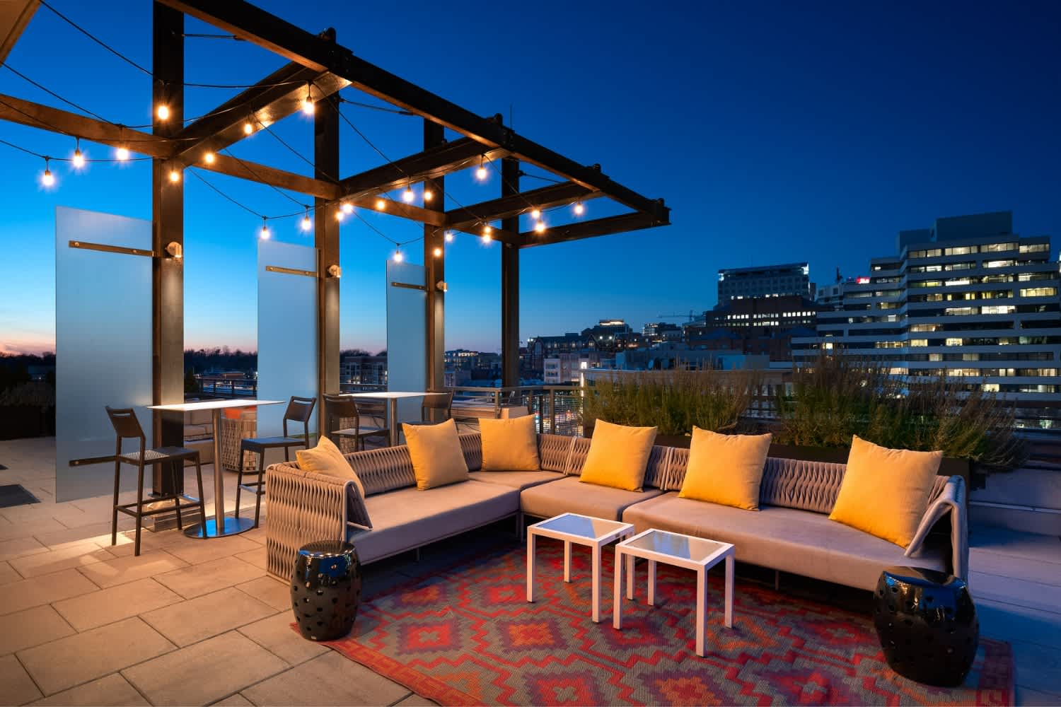 Flats at Bethesda Avenue – photo 1
