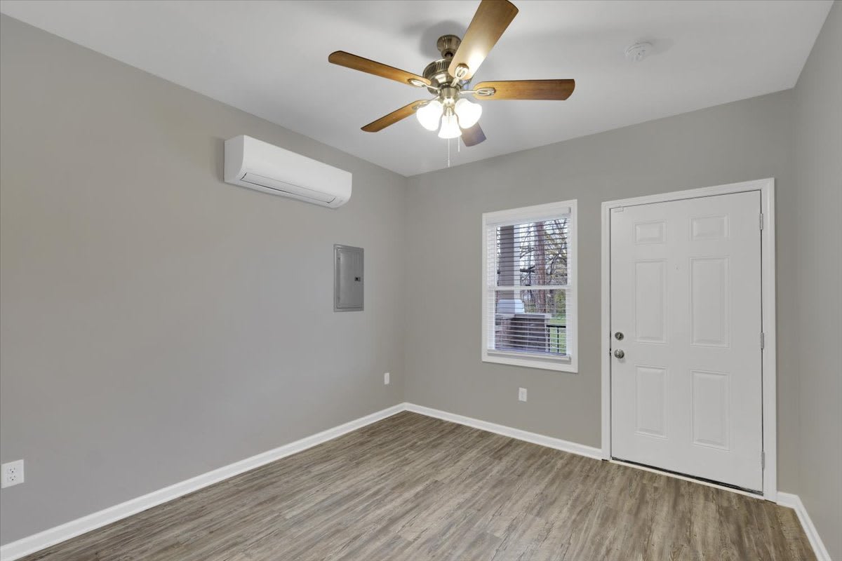 222 Doctor W. J. Hodge Street – photo 4