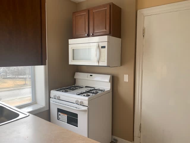4908 W. Florissant Ave. – photo 3