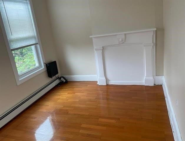 281 Monmouth St – photo 2