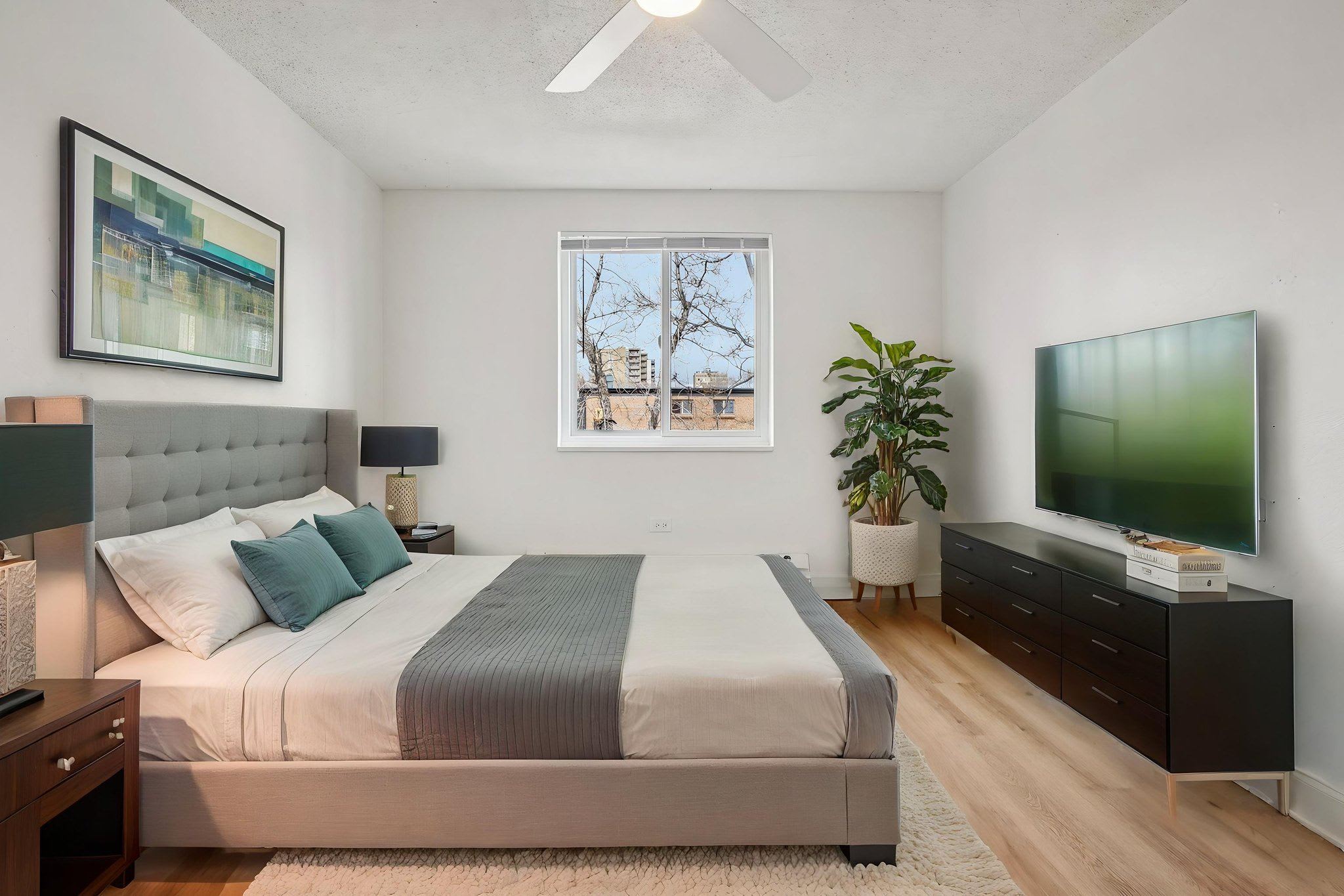 534 Washington – photo 4