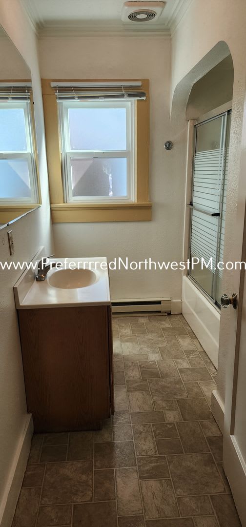 5 Bedroom House Close To Campus – photo 5
