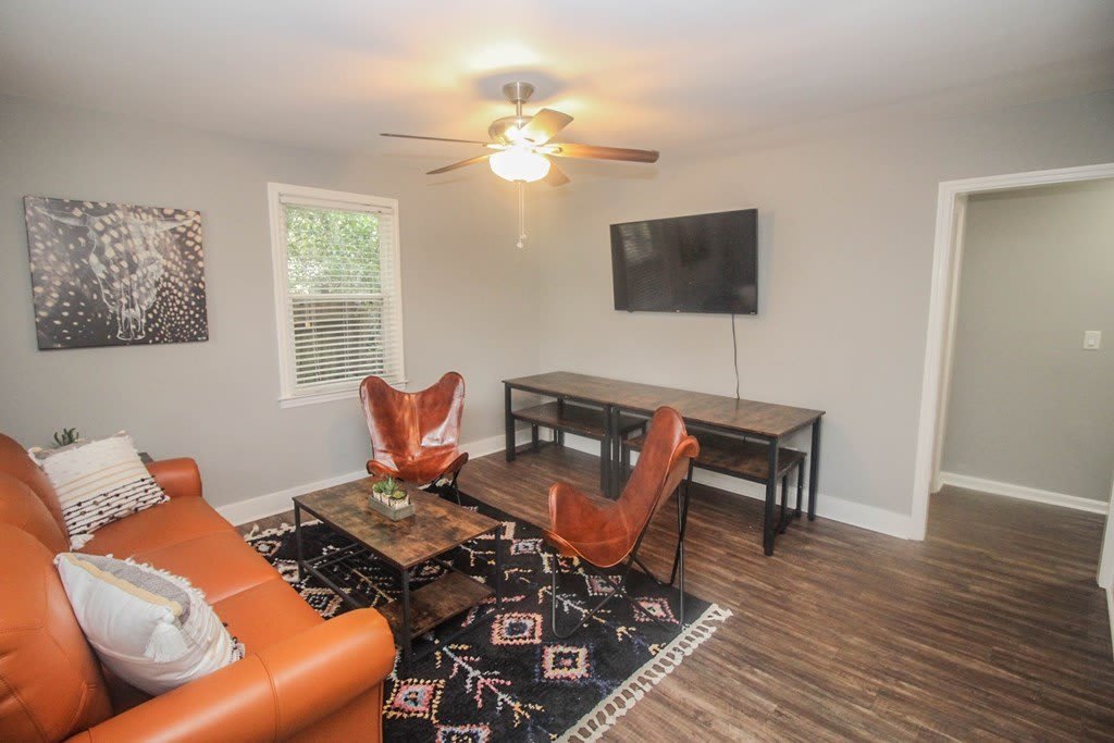 4364 Hammond Circle – photo 3