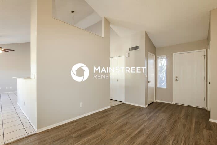 5514 West Joan De Arc Avenue – photo 3