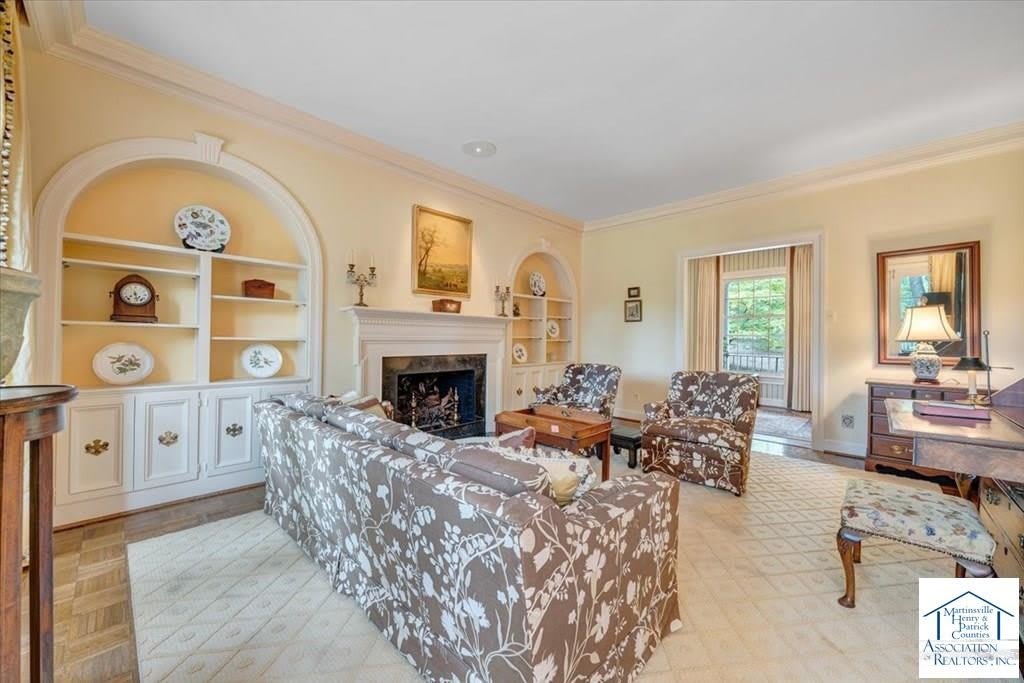 266 Plantation Rd – photo 3