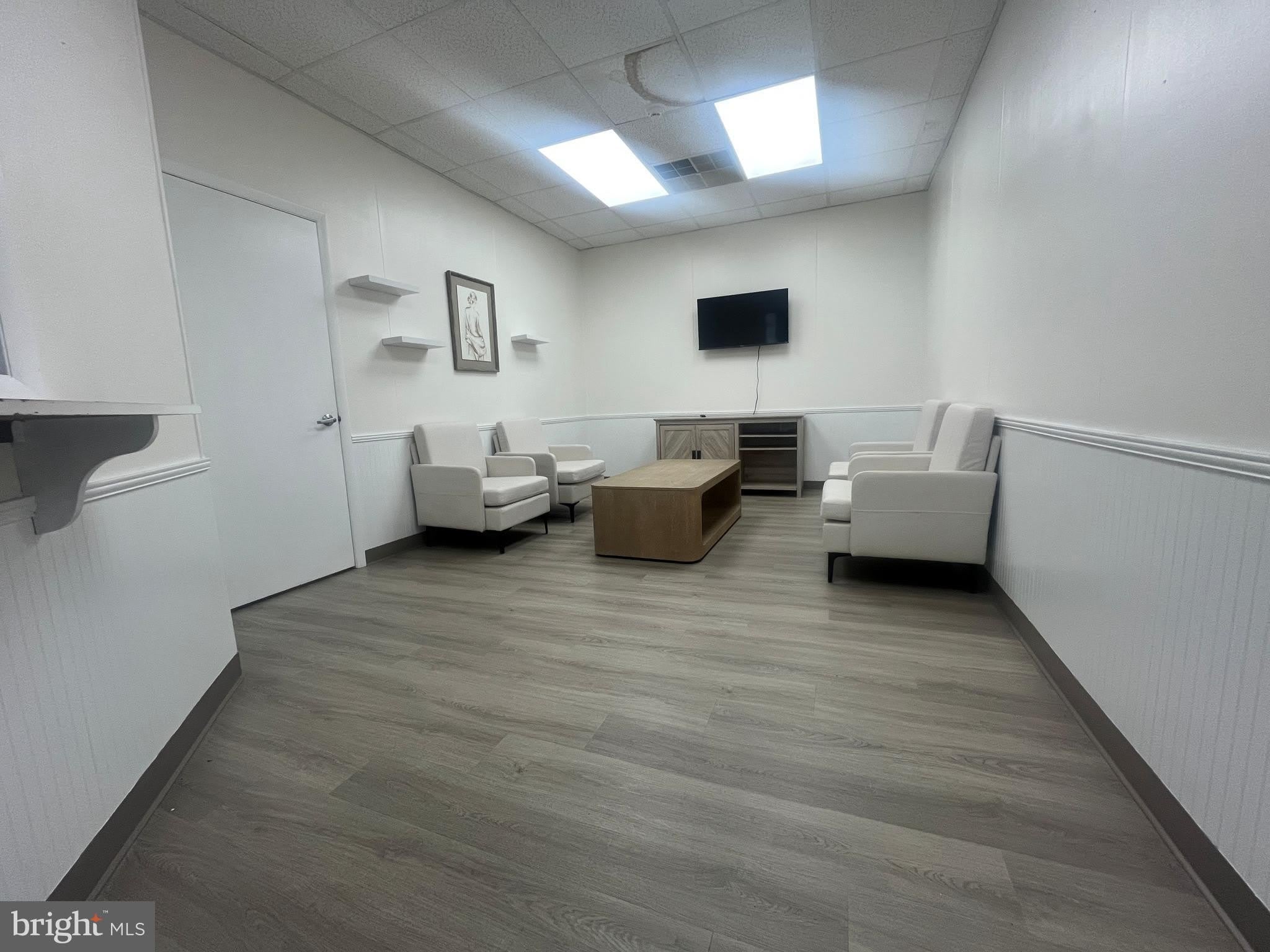 1051 E MAIN STREET – photo 5