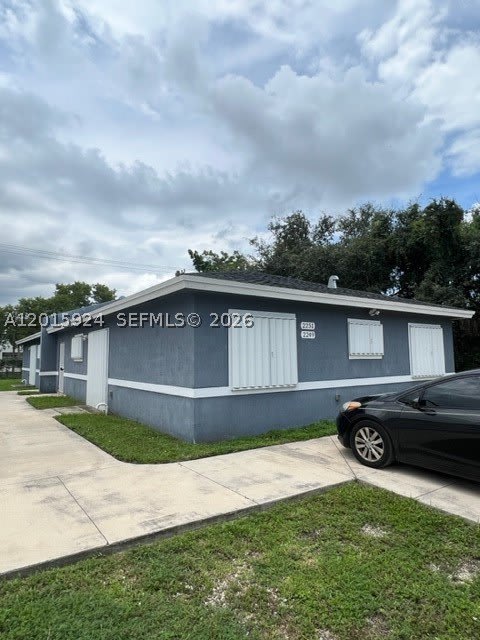 2249 NW 66th St – photo 3