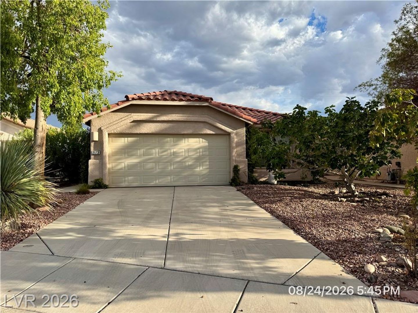 Charming 3-Bedroom Home with Private Backyard in Green Valley Ranch – photo 1