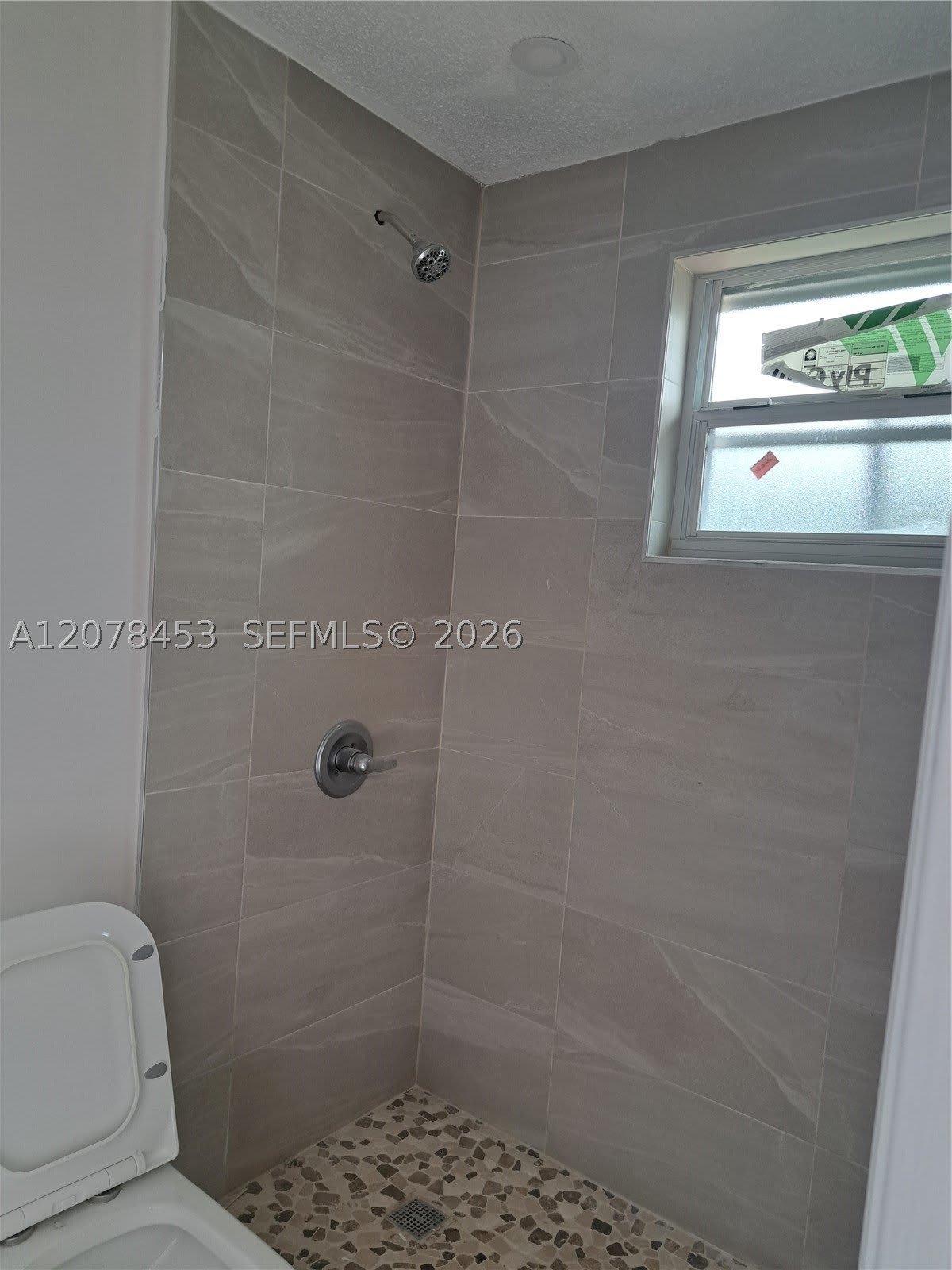 2421 SW 93rd Ct – photo 4