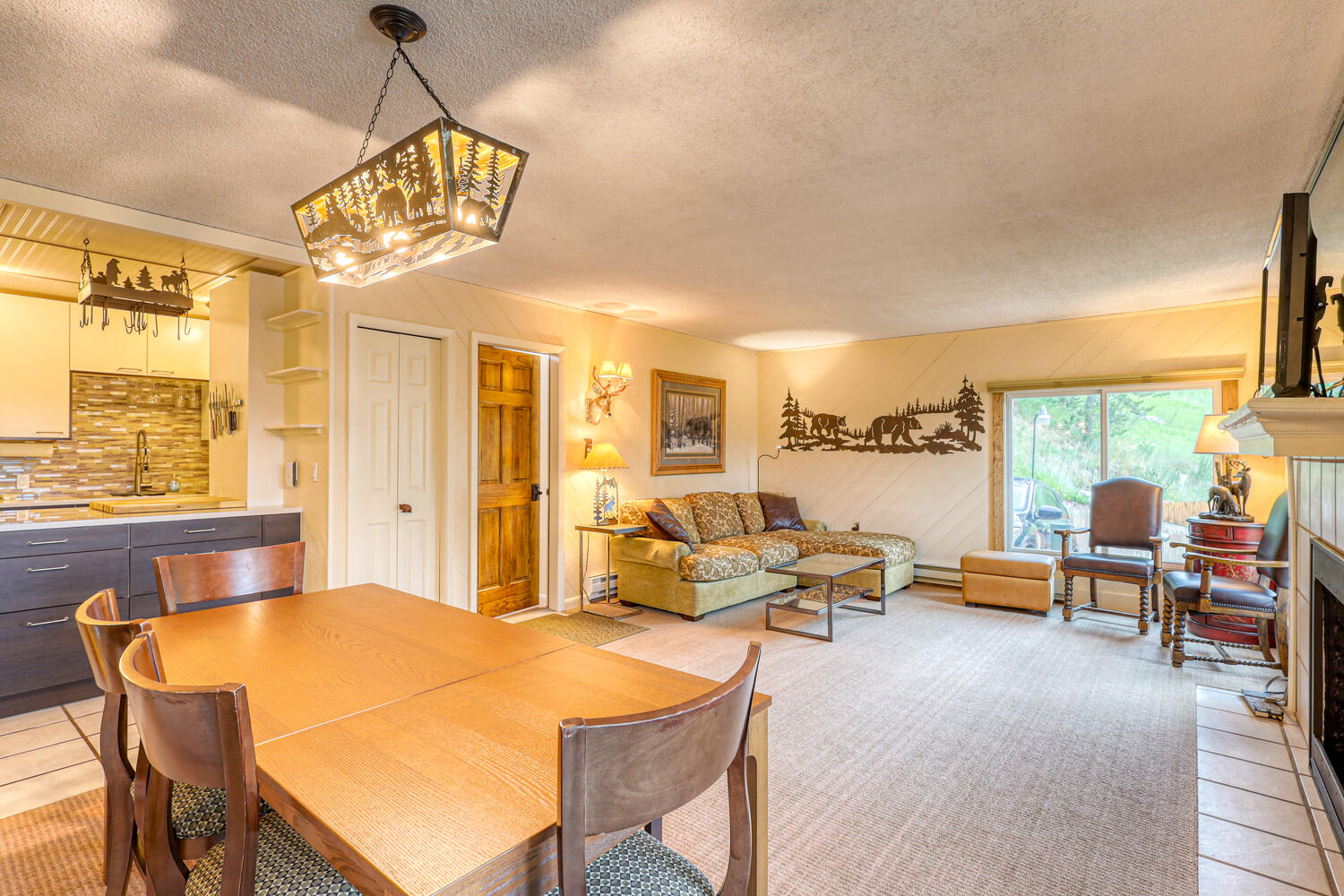 1063 Vail View Drive – photo 2