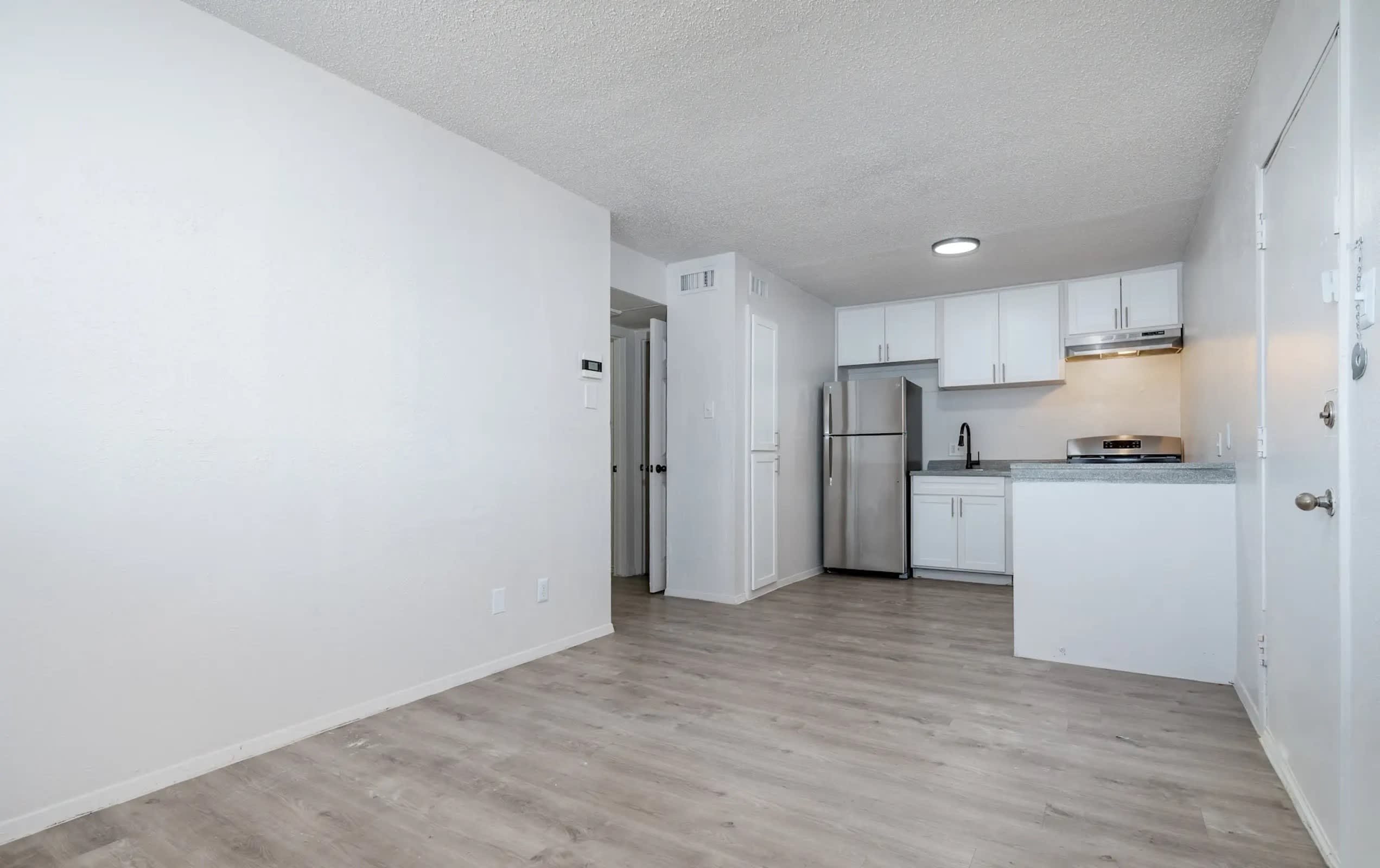 Suntree Apartments – photo 3