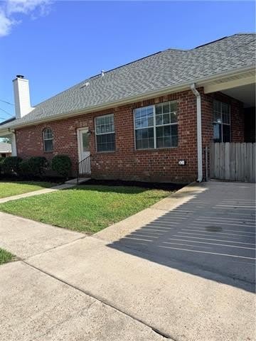 3245 IOWA Avenue – photo 3