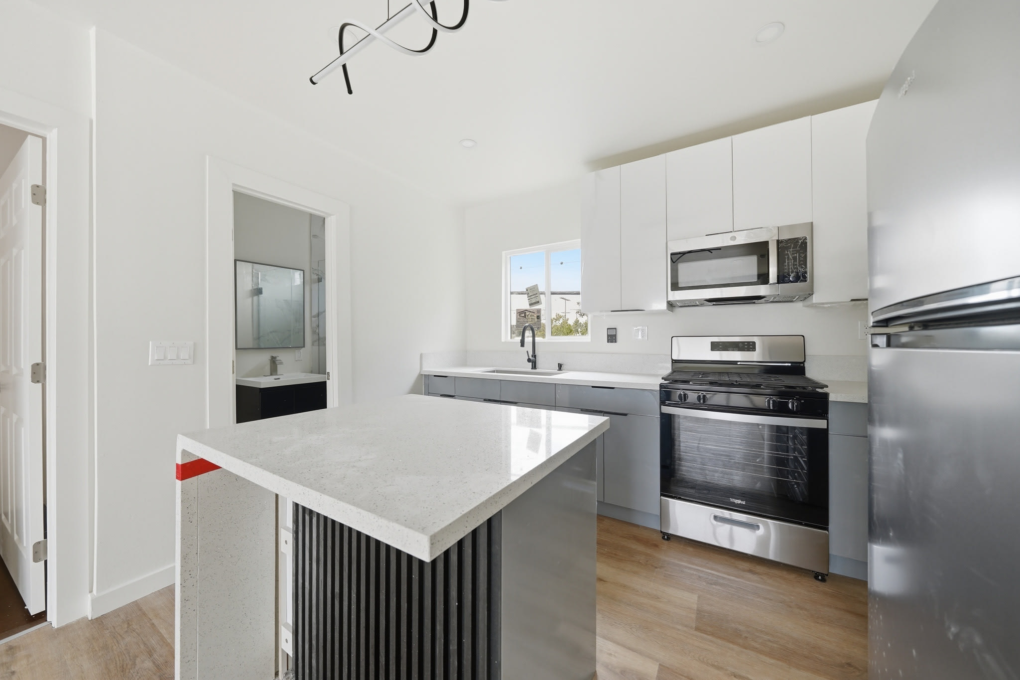 3020 W 12th St – photo 3