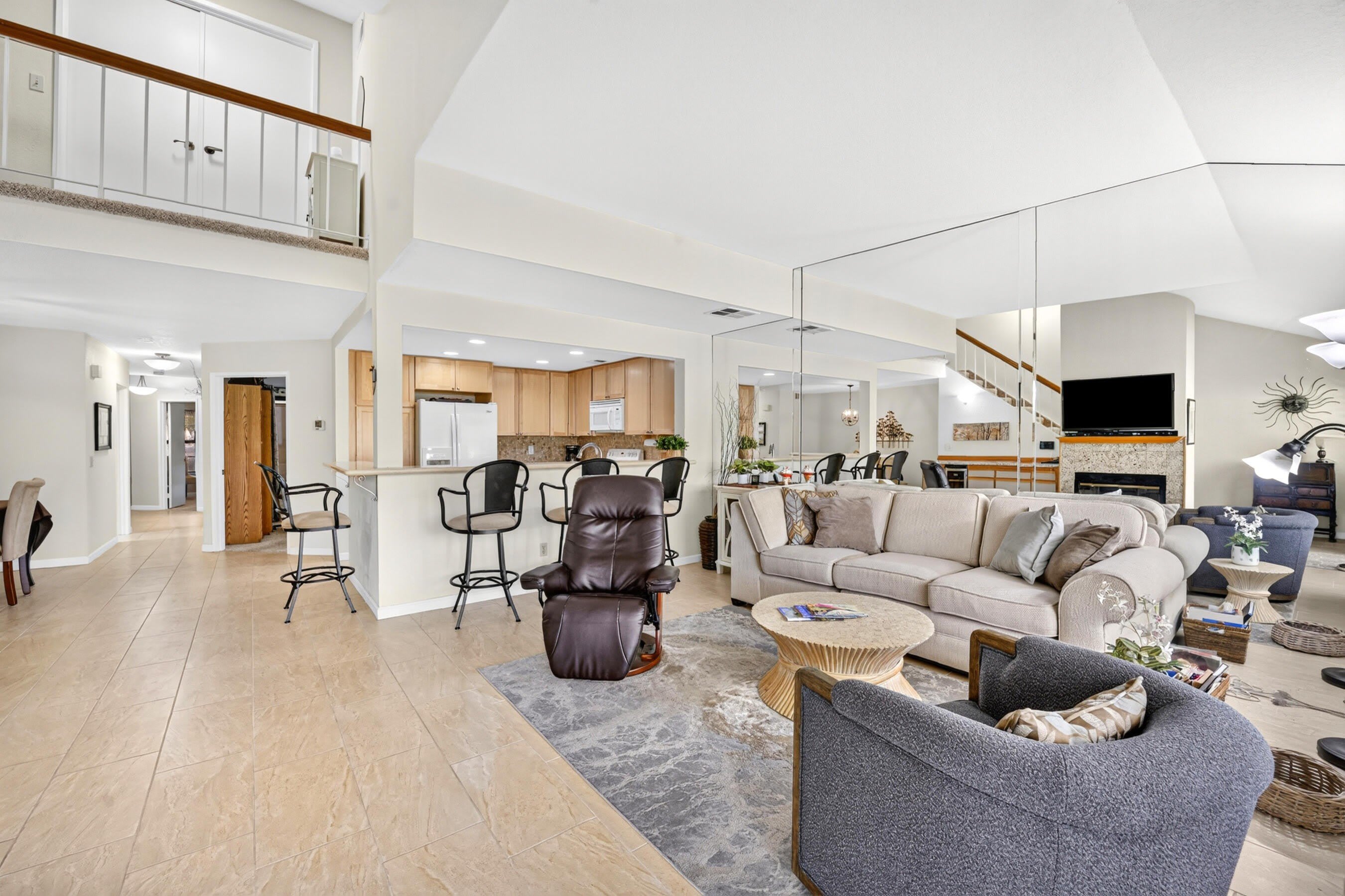 41385 Woodhaven Drive W – photo 4