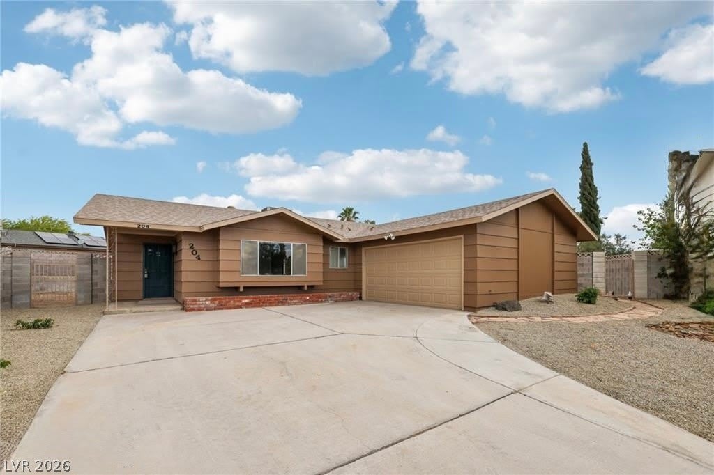 204 Breeze Street – photo 2