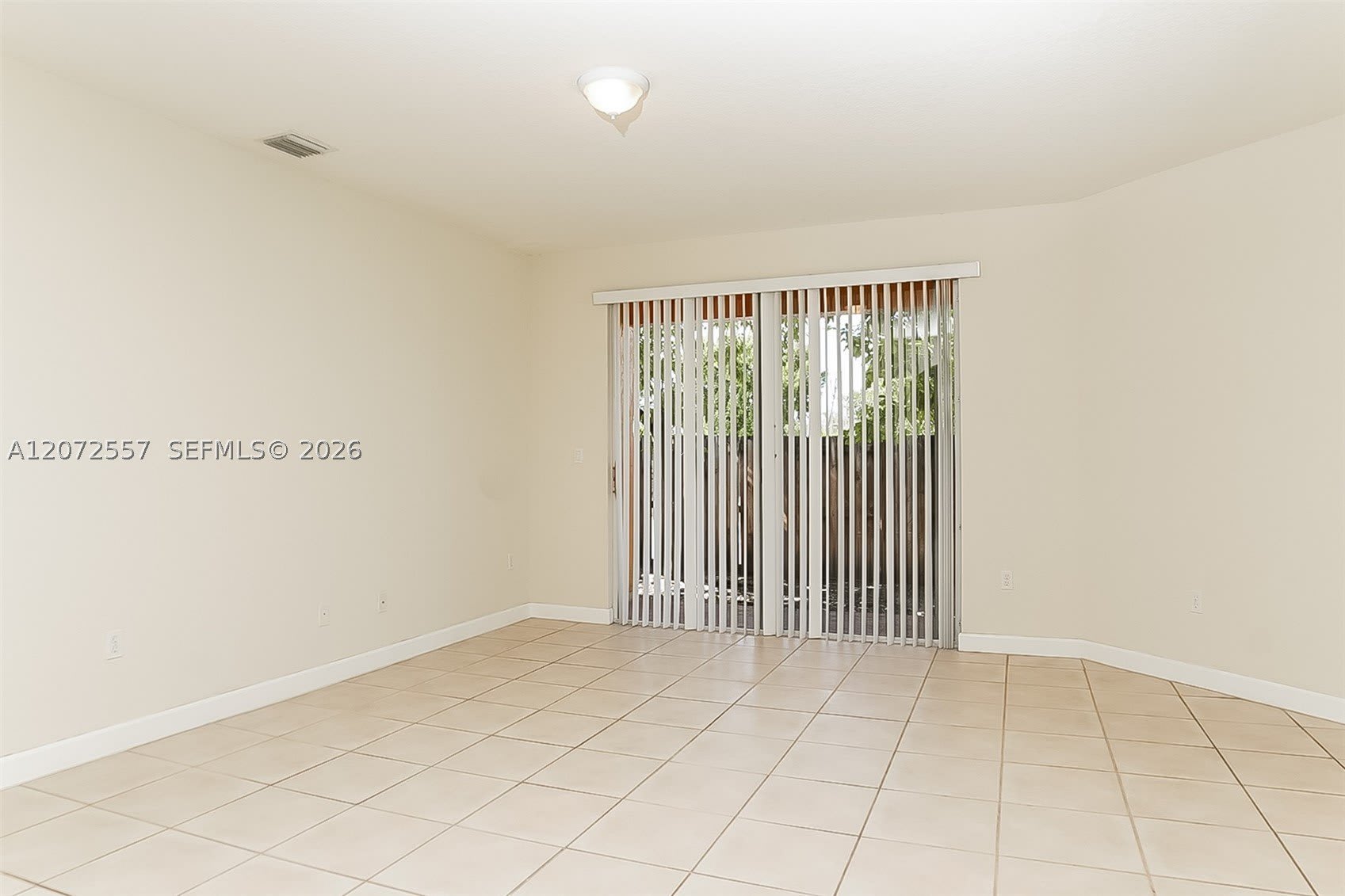 1246 SW 146th Ct – photo 2