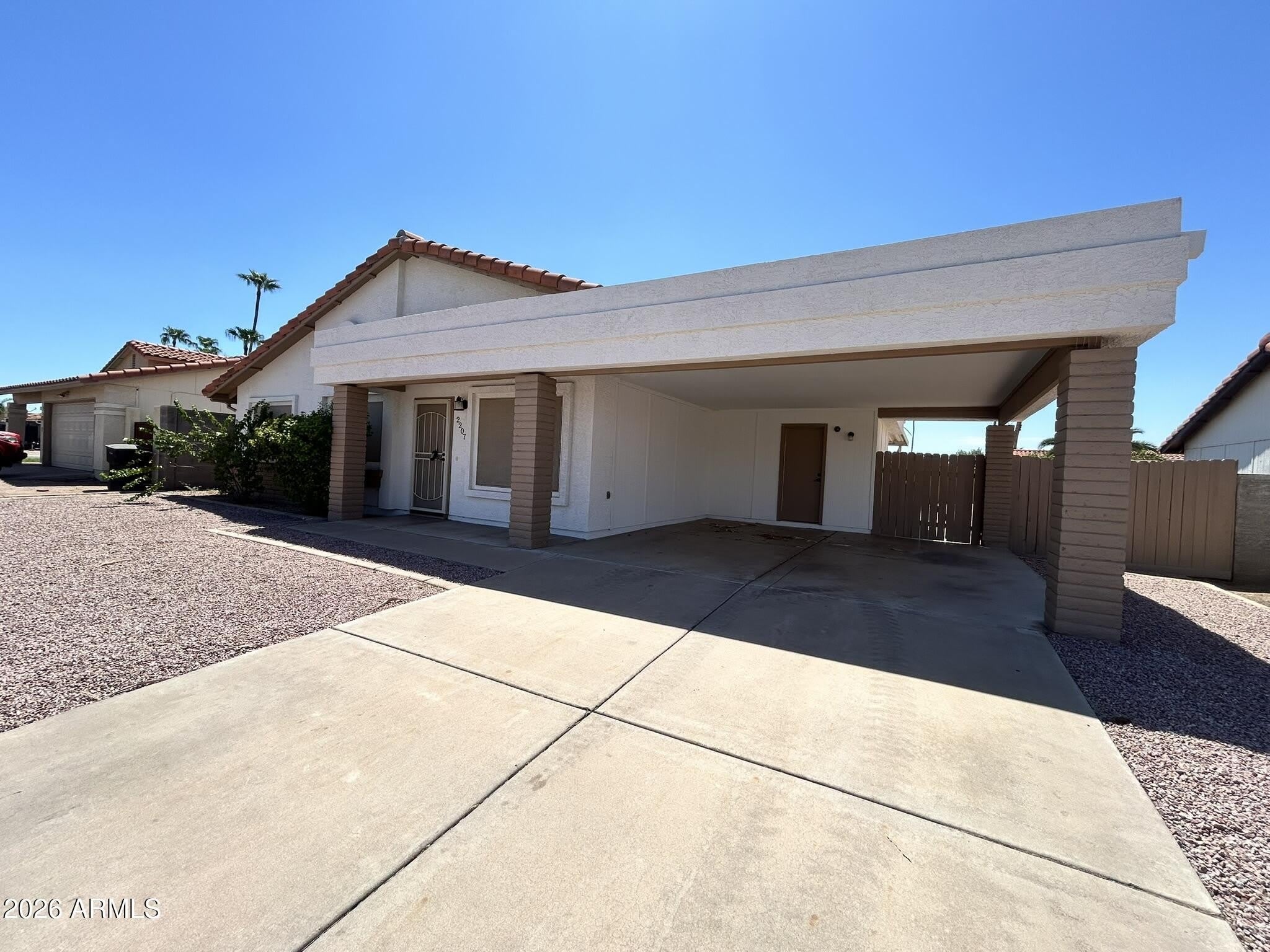 2207 W Monroe Street – photo 2
