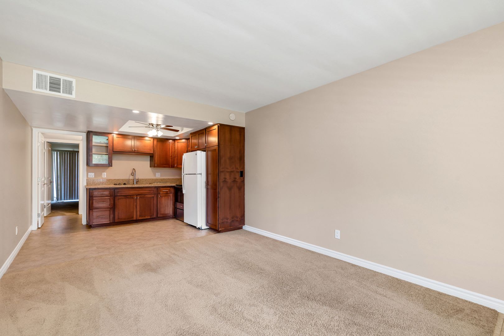 27725 Mountain Meadow Rd #32 – photo 4