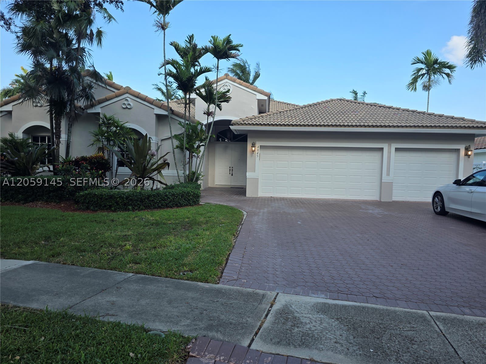 4045 SW 151st Ter – photo 1