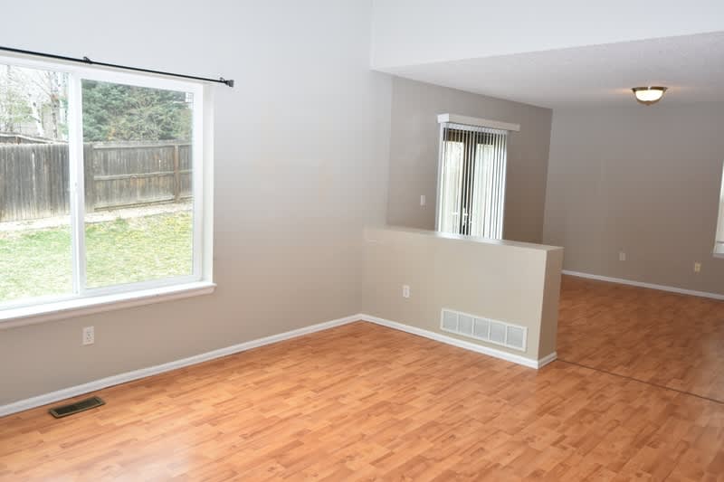 4642 Bittercreek Drive – photo 4
