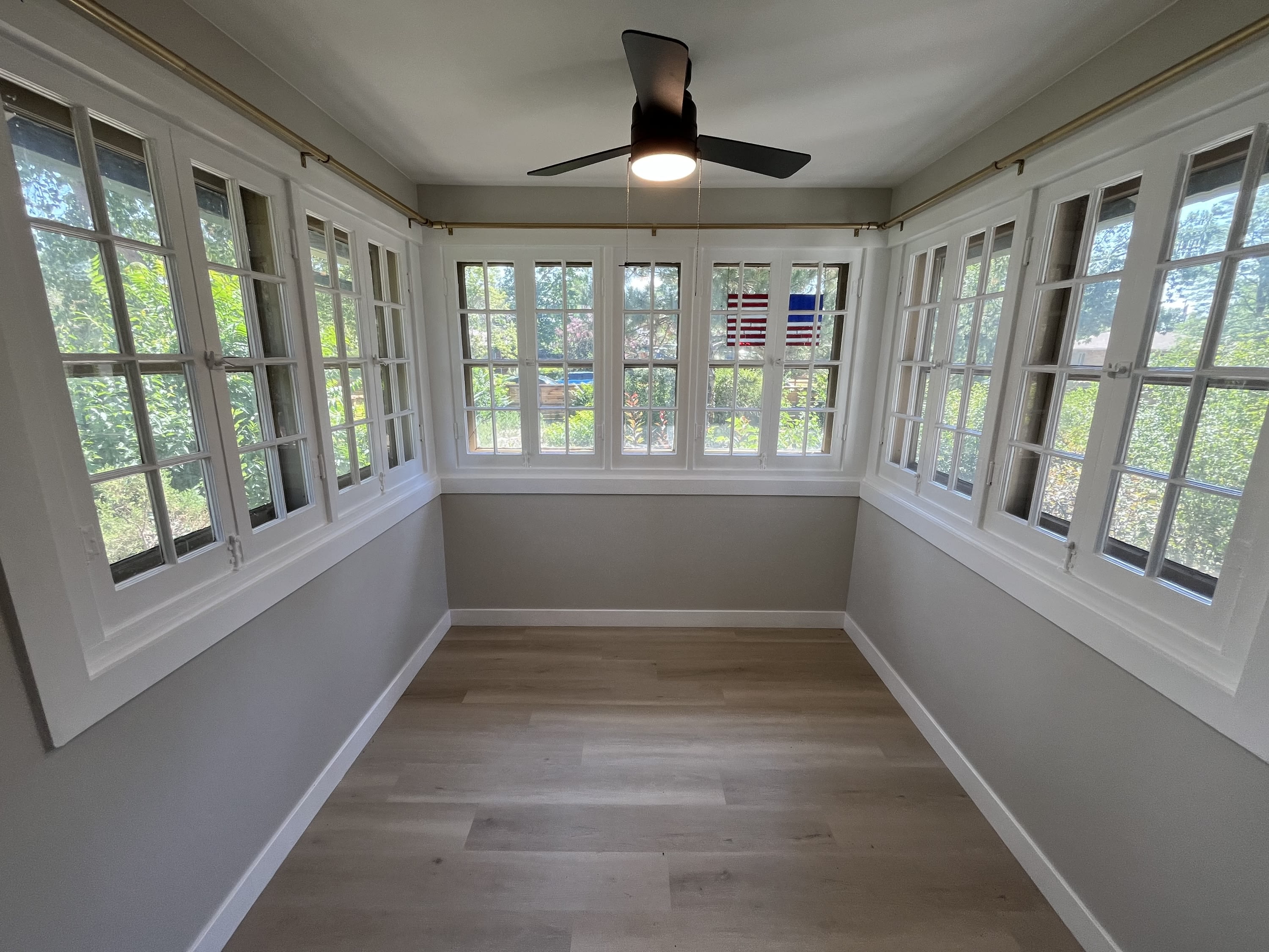1649 ROSLYN ST – photo 5