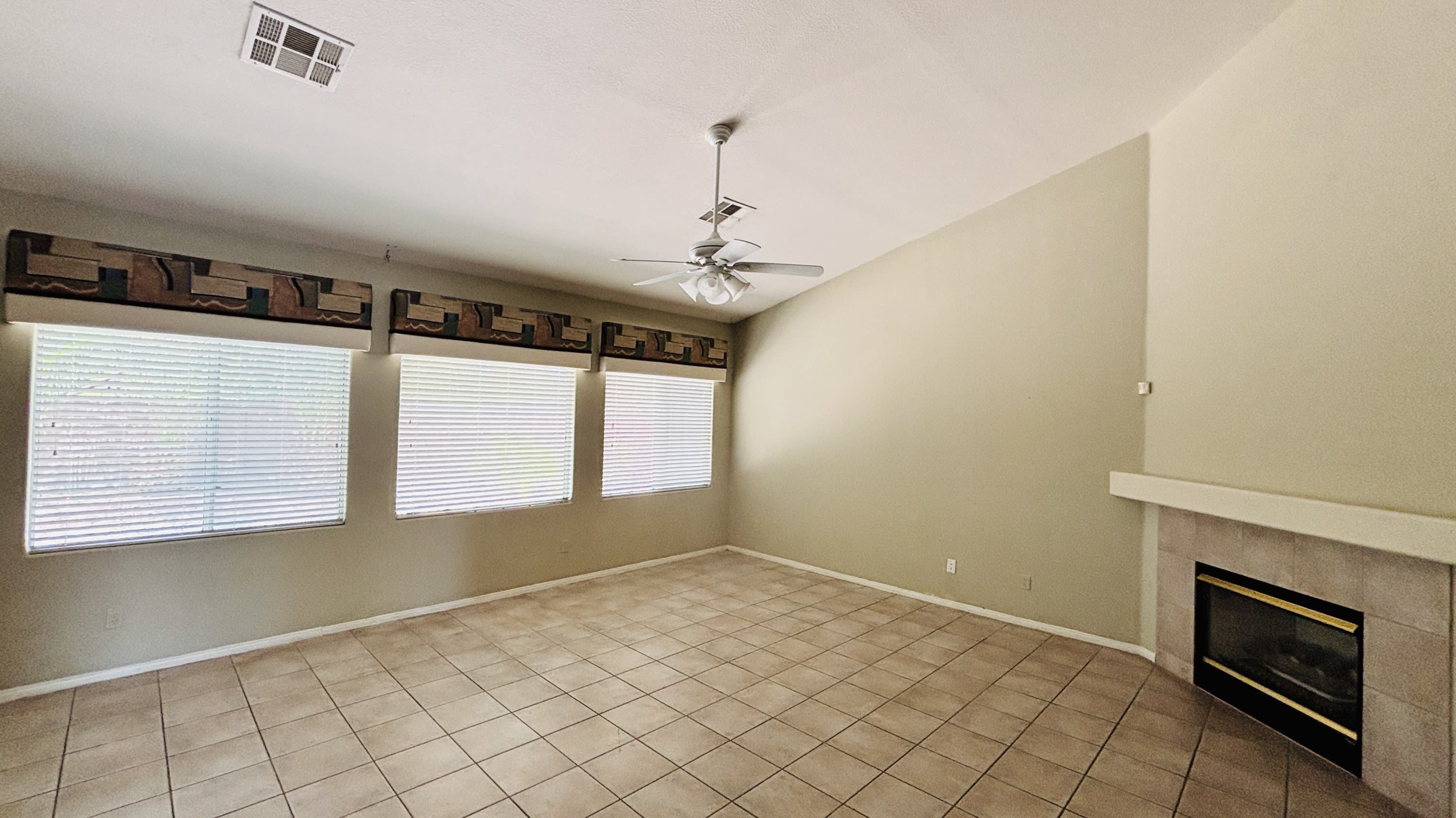 2316 Tedesca Dr – photo 4