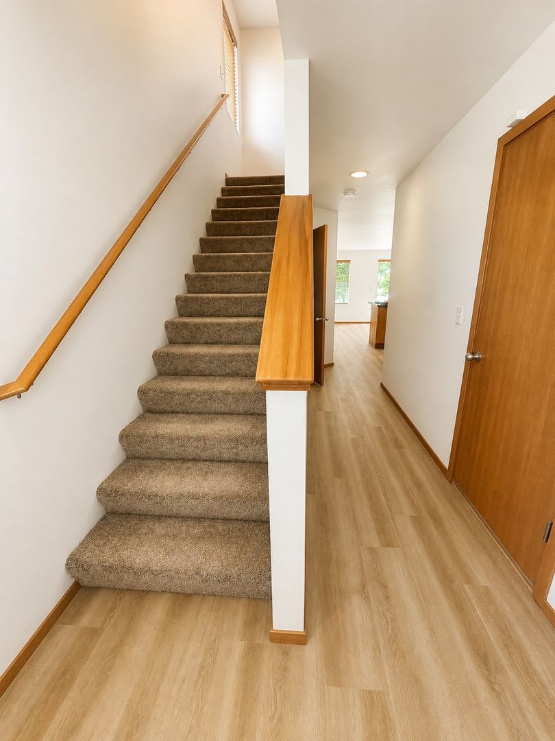 3Bd/2.5Ba Marysville Townhome – photo 5