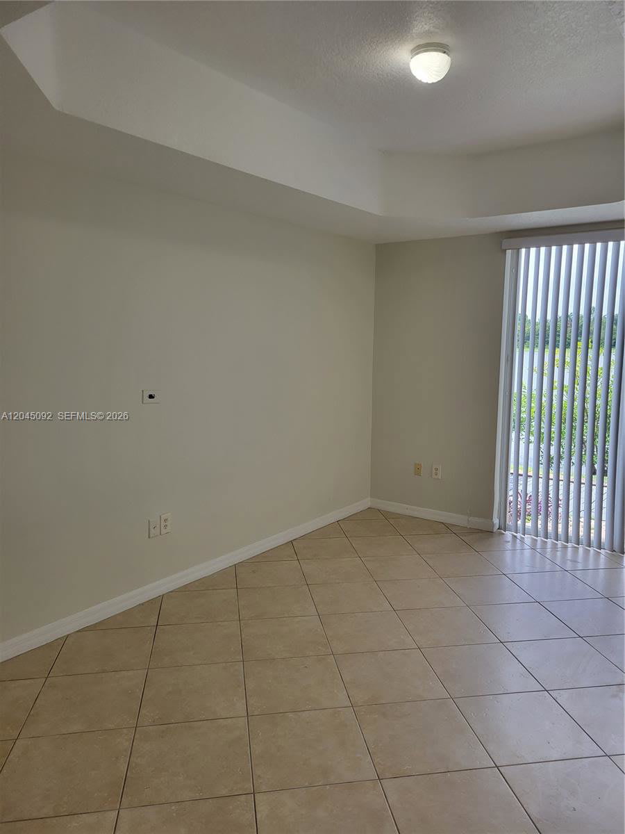 10691 Southwest 6th Street – photo 5