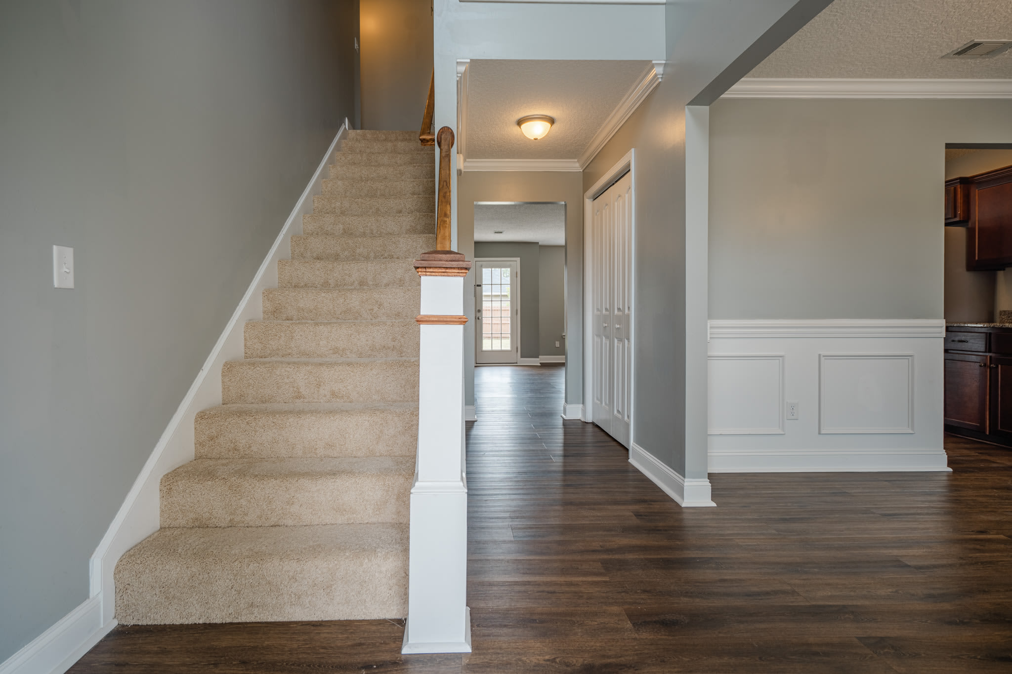 717 Highgrove Court – photo 5