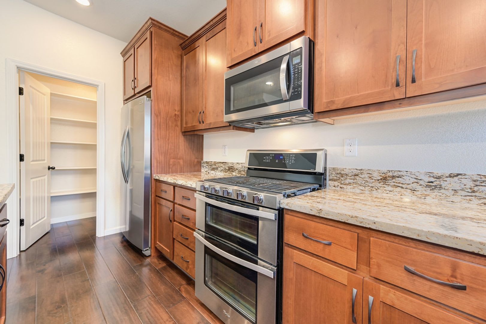 3 bedroom SOLAR Home in Rocklin Gated Community – photo 5