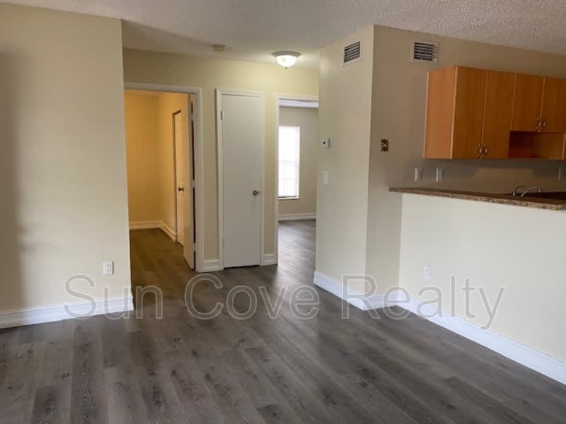 21027 Voyager Blvd – photo 5