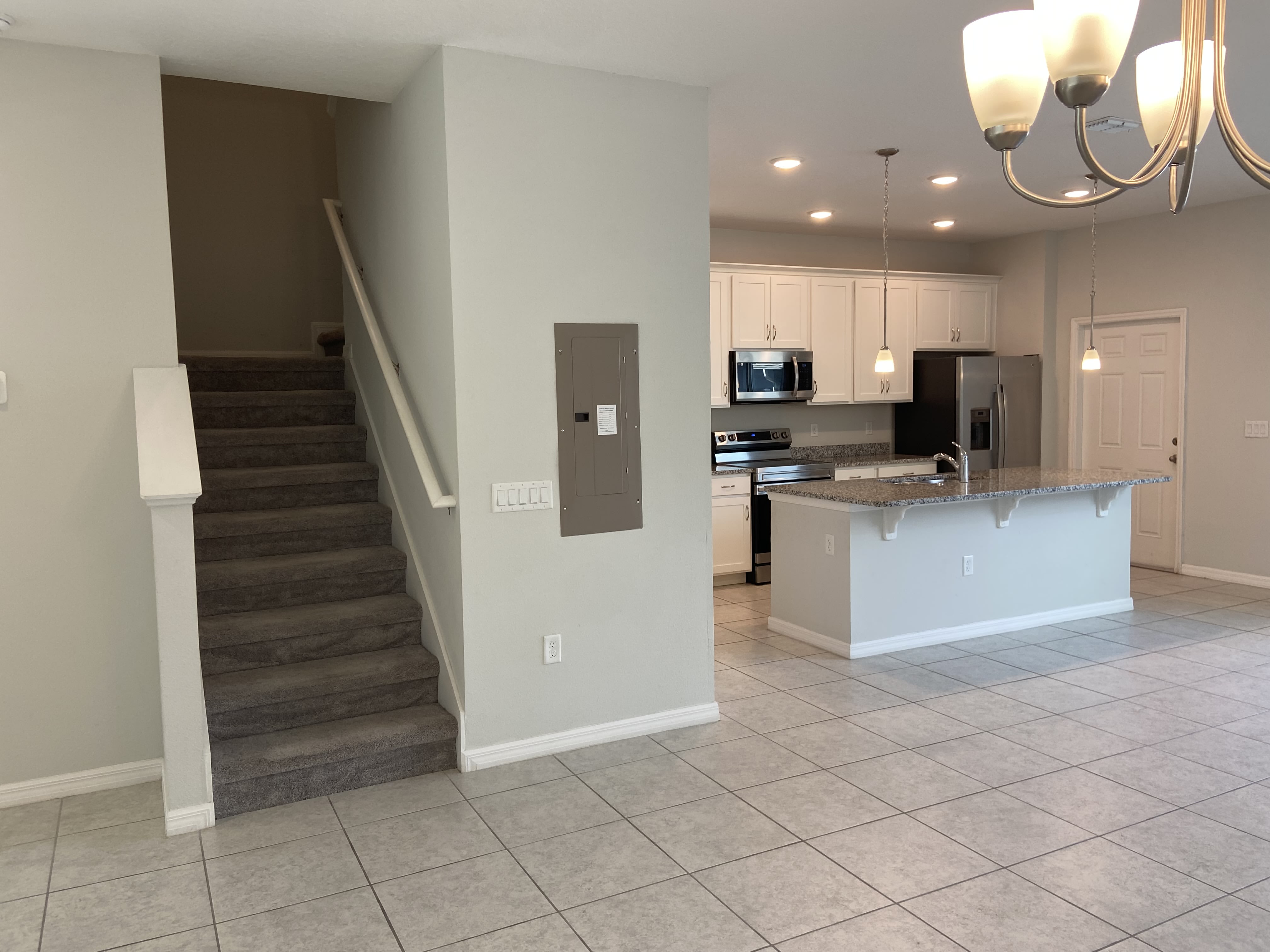 5029 Avalon Park Blvd – photo 3