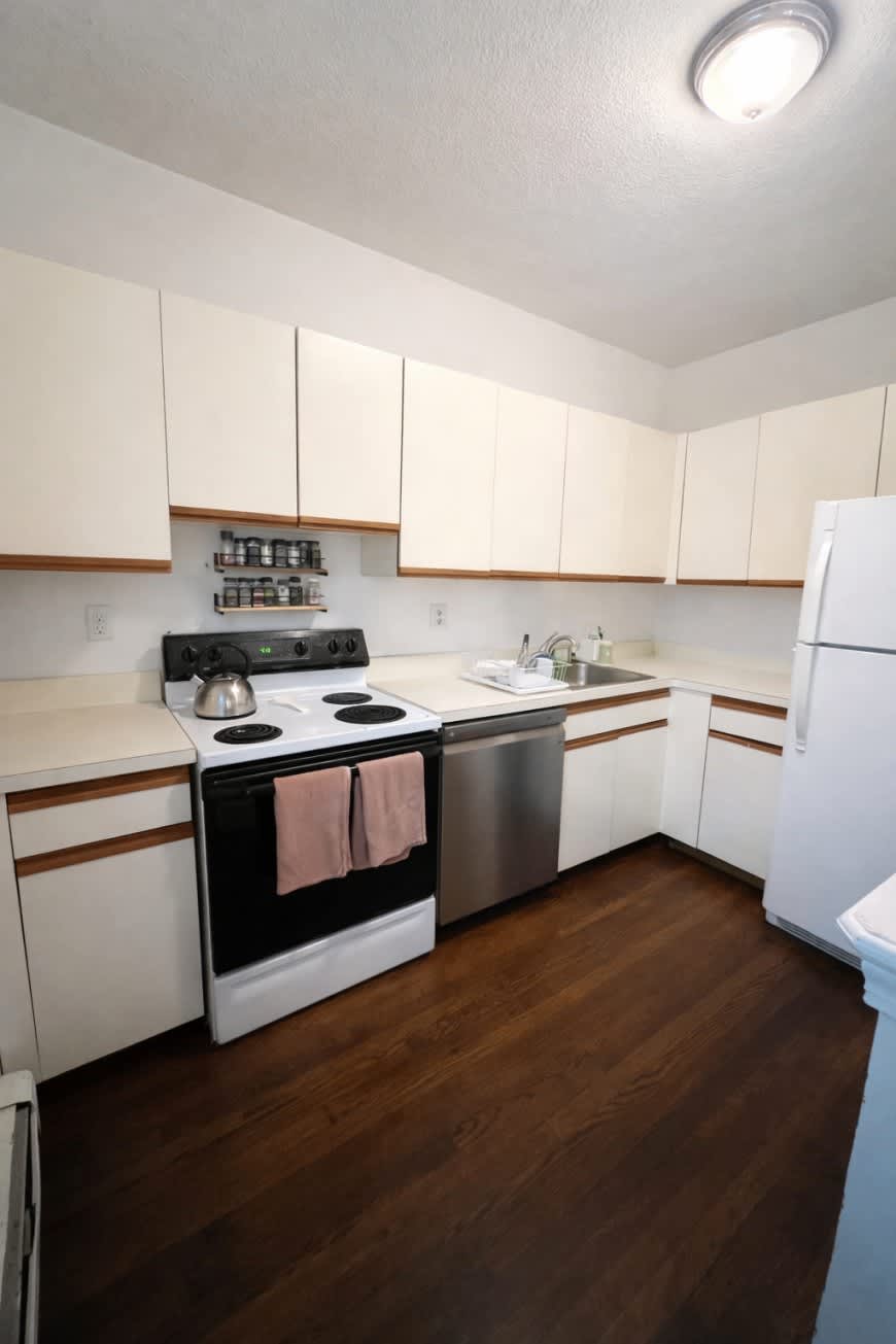 19 South St. – photo 3