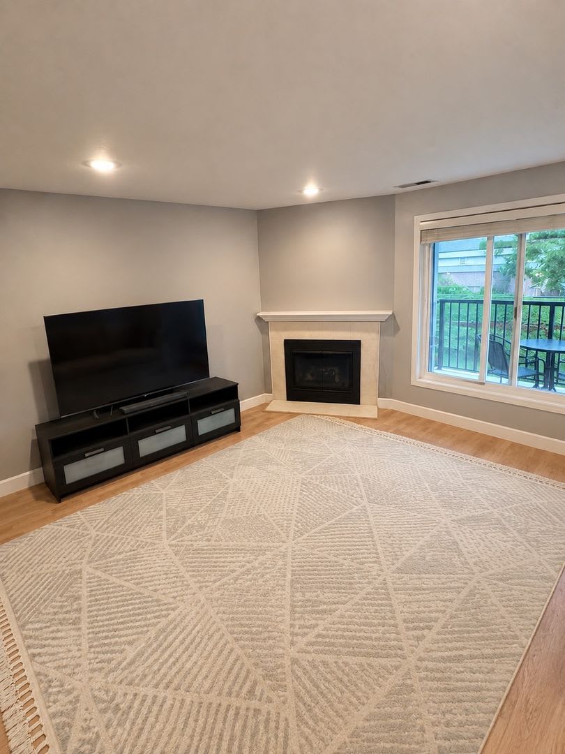 2 Bed 2 Bath Top Floor Woodridge Condo With Sunset Views 2 Car Garage – photo 3