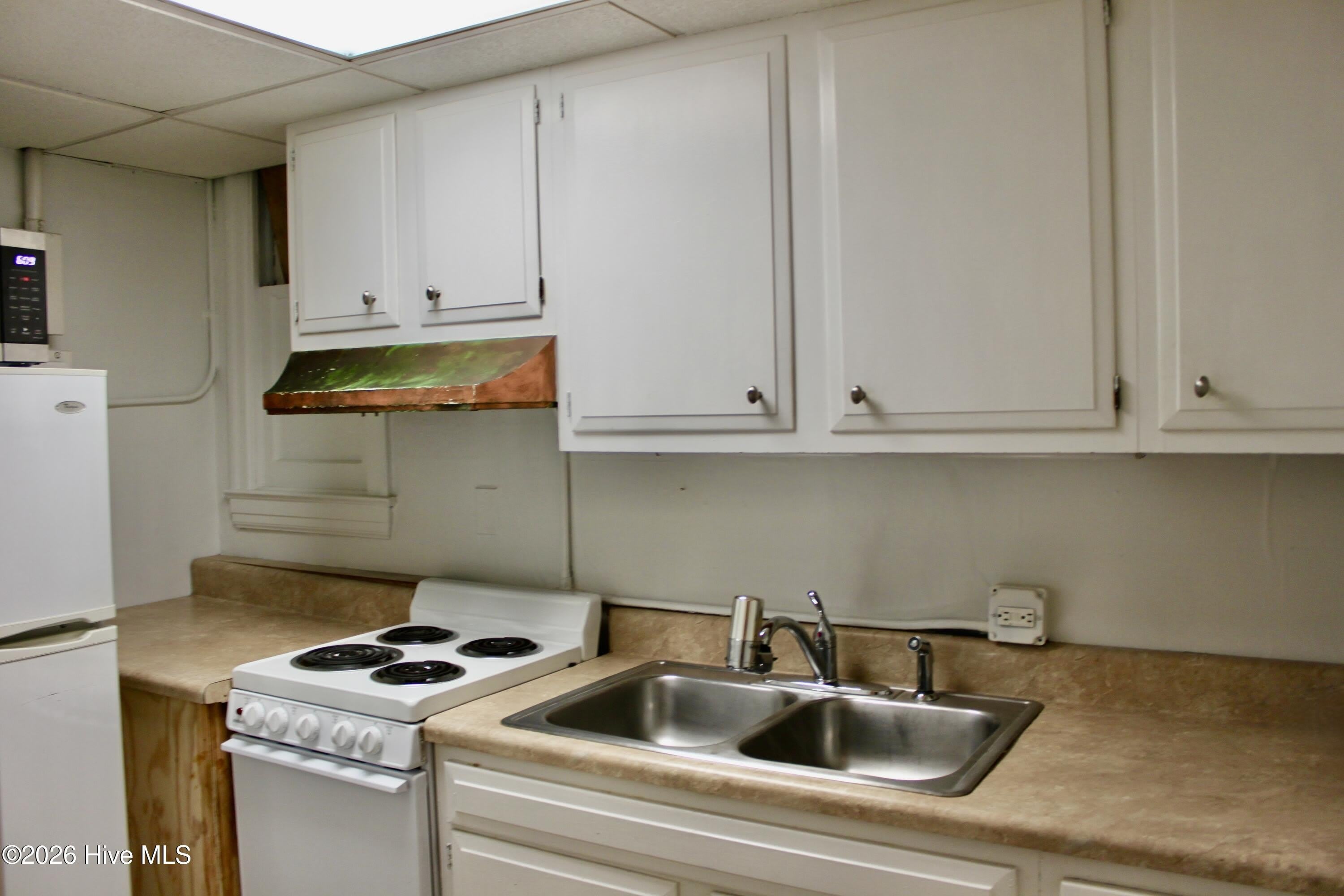 124 NW Broad Street – photo 4