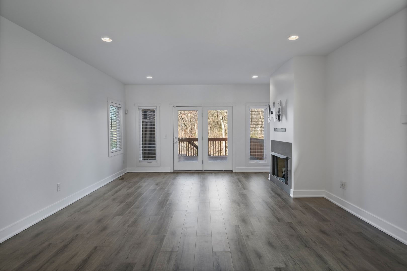 Modern 3 bedroom Home in East Nashville Close to the Most Popular Places in Nashville! – photo 3